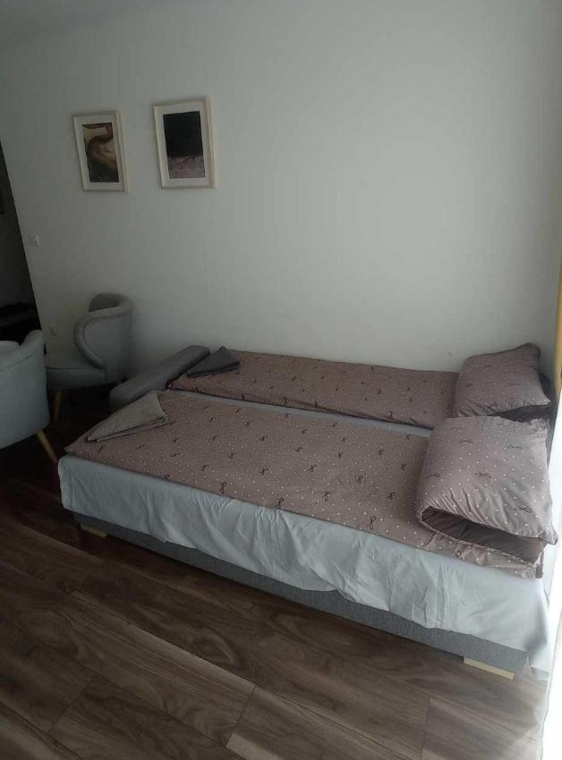 Sunny 2br With Balcony At Szoevetseg Street * Будапешт